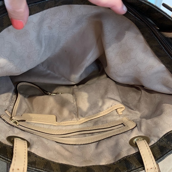 Michael Kors Tote - Picture 4 of 7